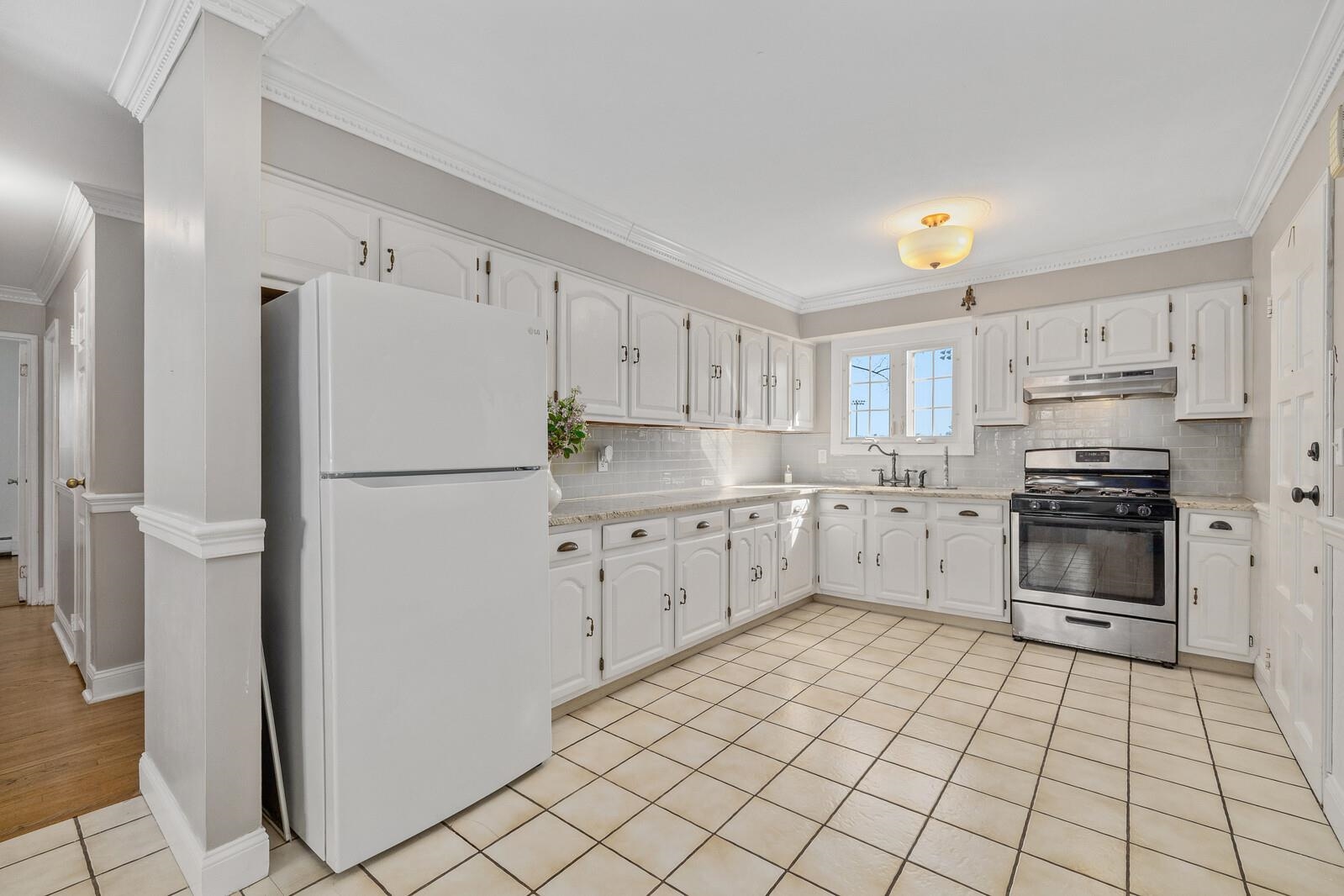 22 ACORN RD