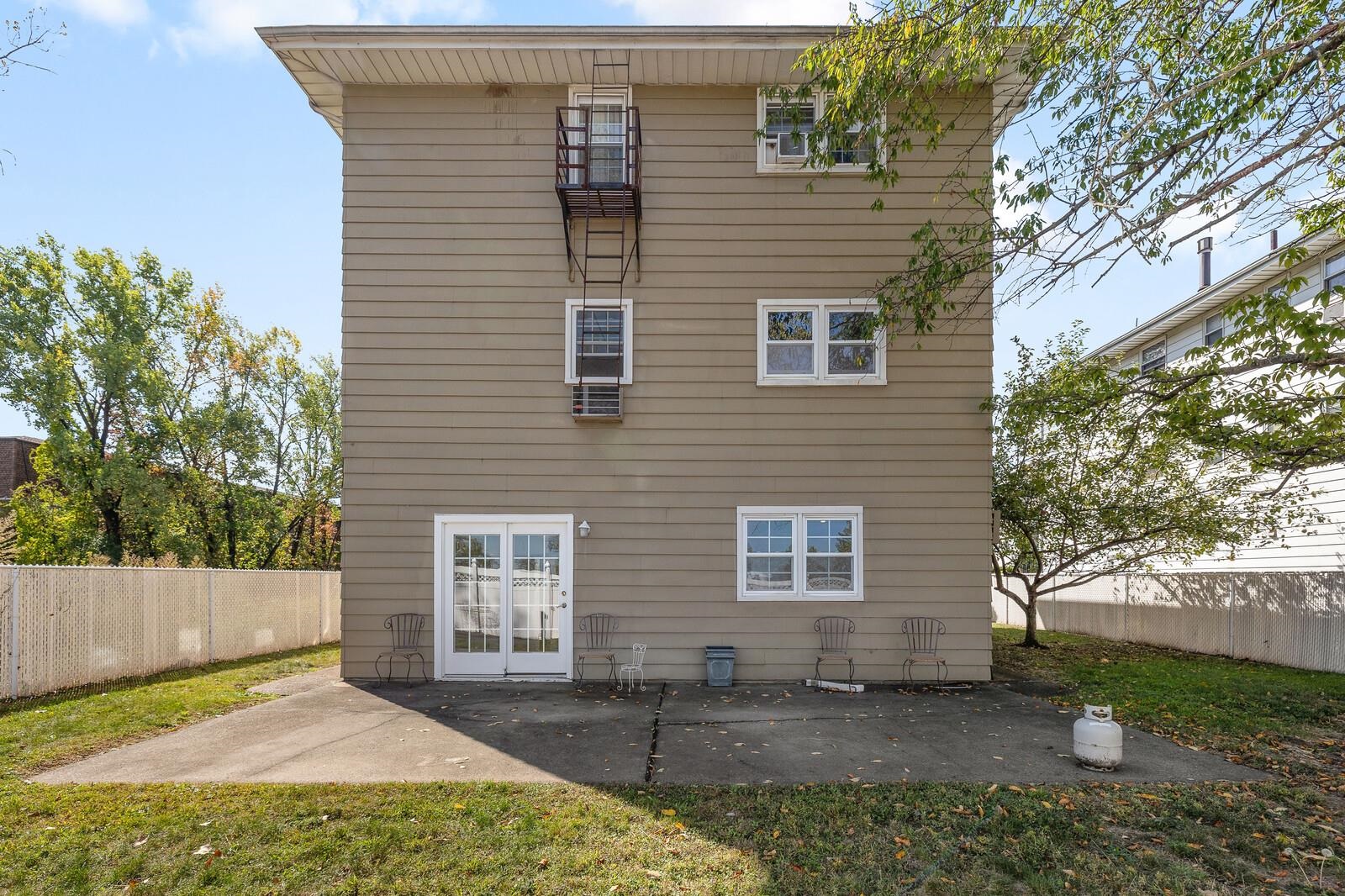 22 ACORN RD