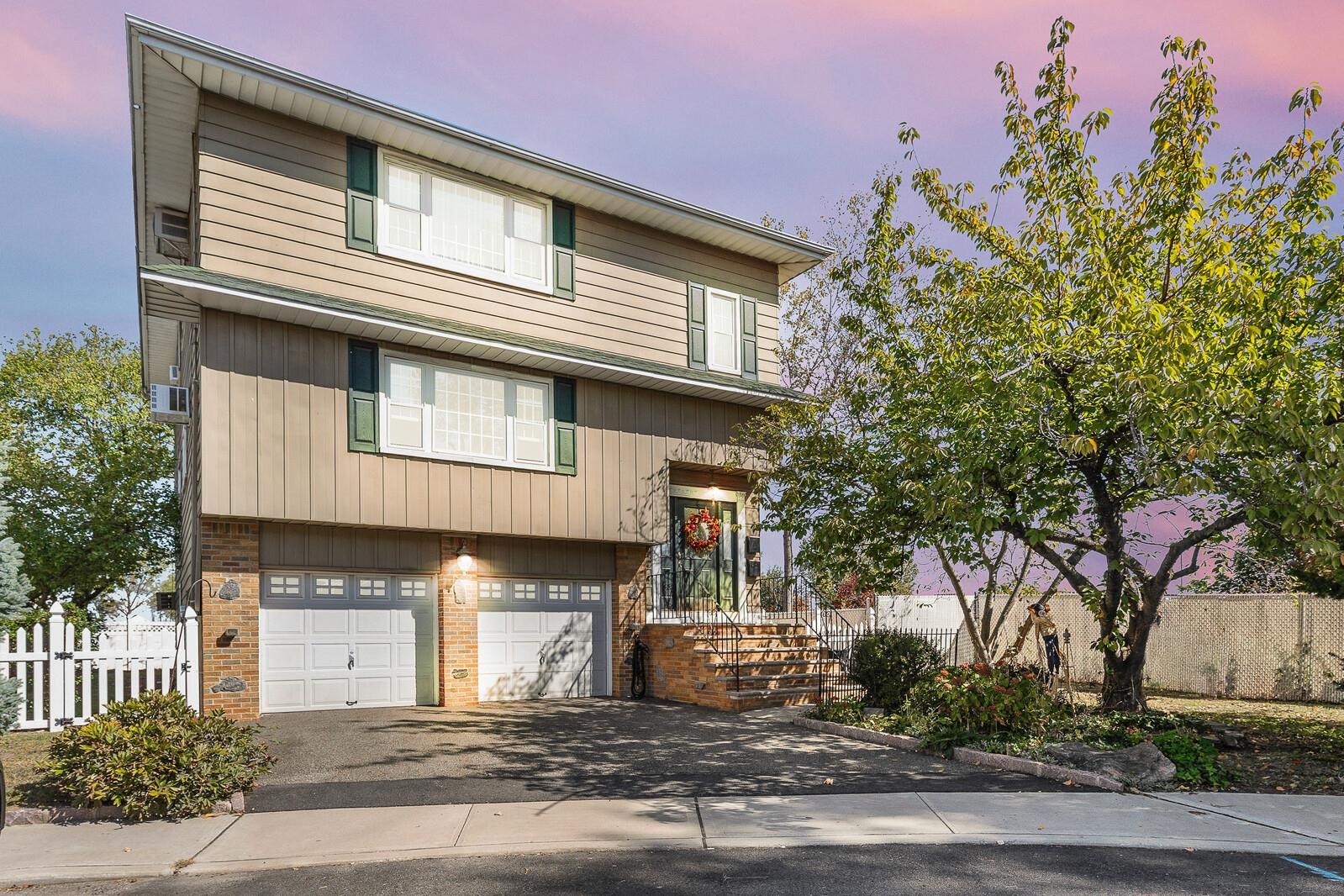 22 ACORN RD