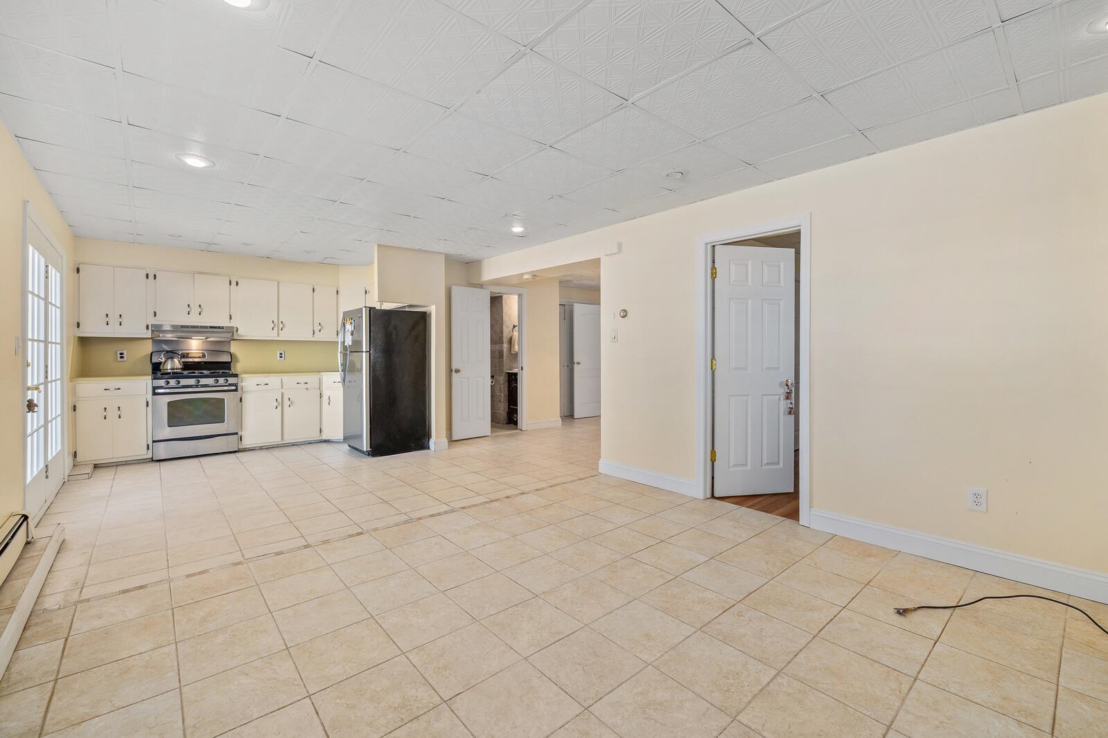 22 ACORN RD