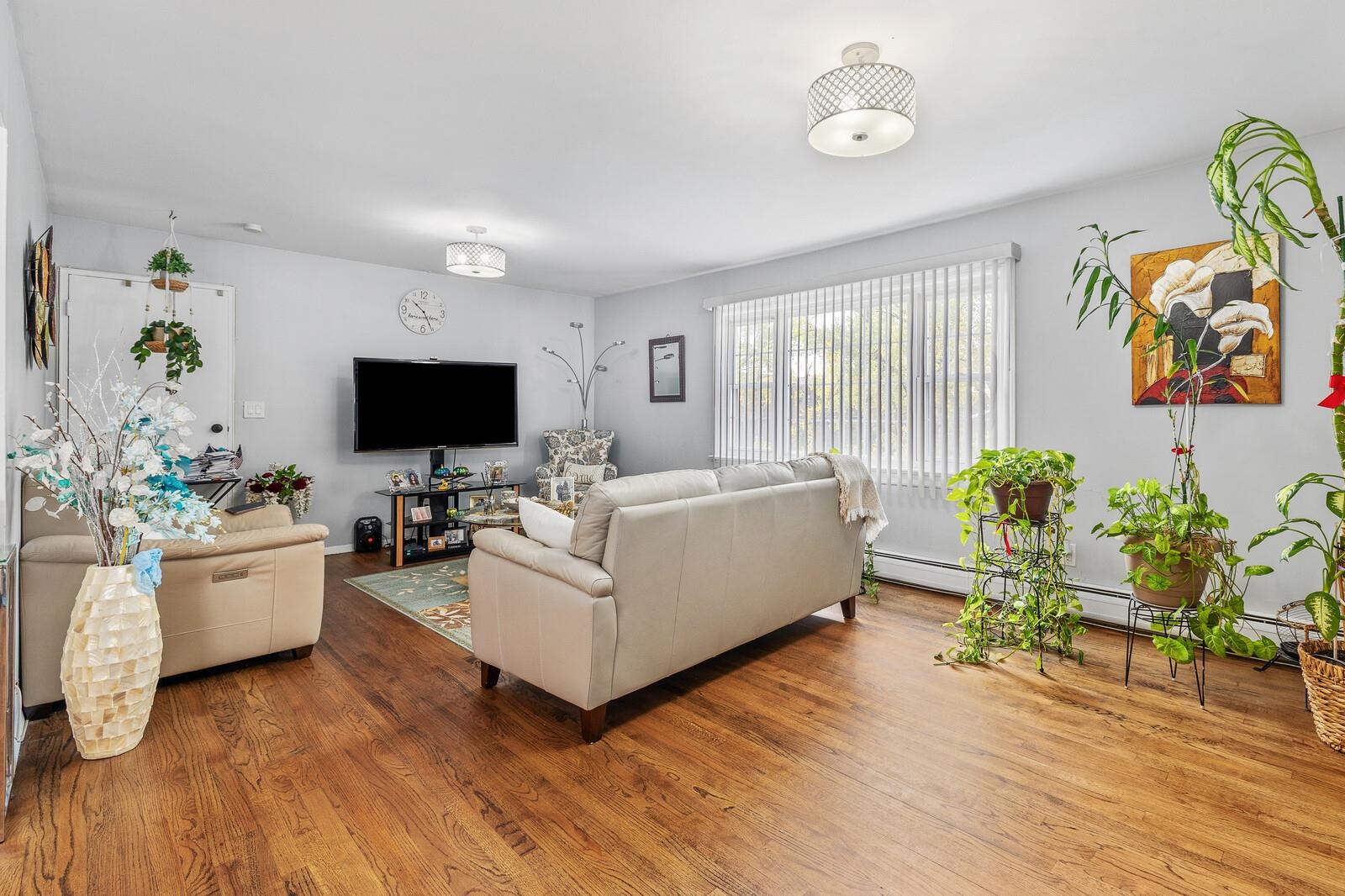 22 ACORN RD