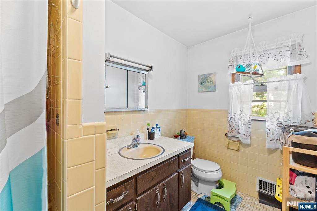 132 17th Street