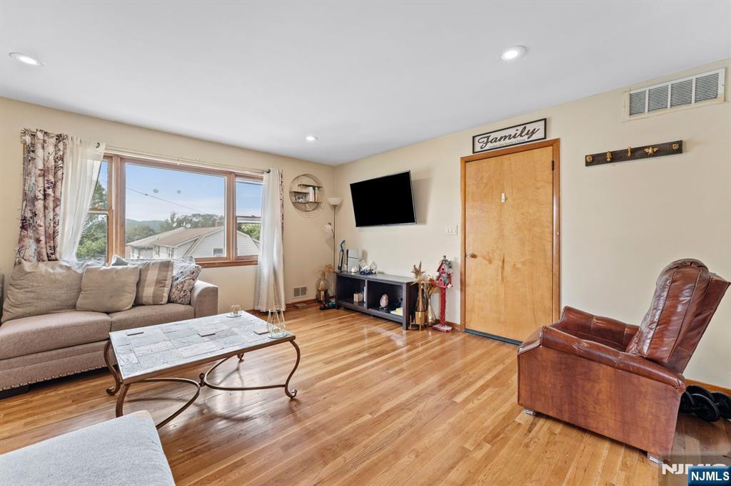 132 17th Street