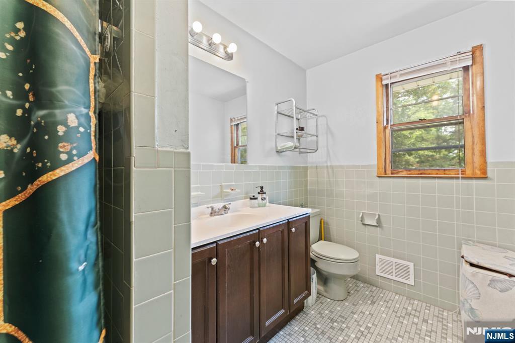 132 17th Street