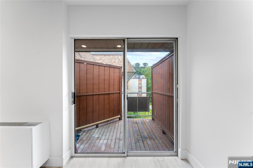 1111 River Road F25