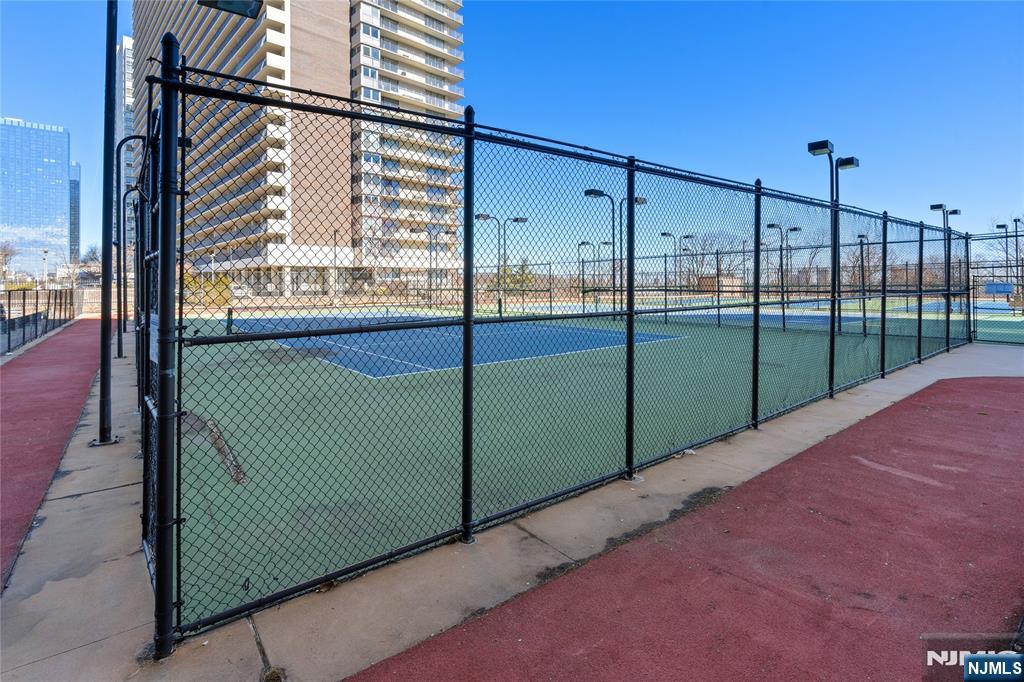 1512 Palisade Avenue 18J