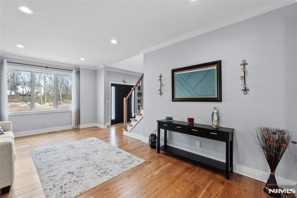 73 Heritage Drive