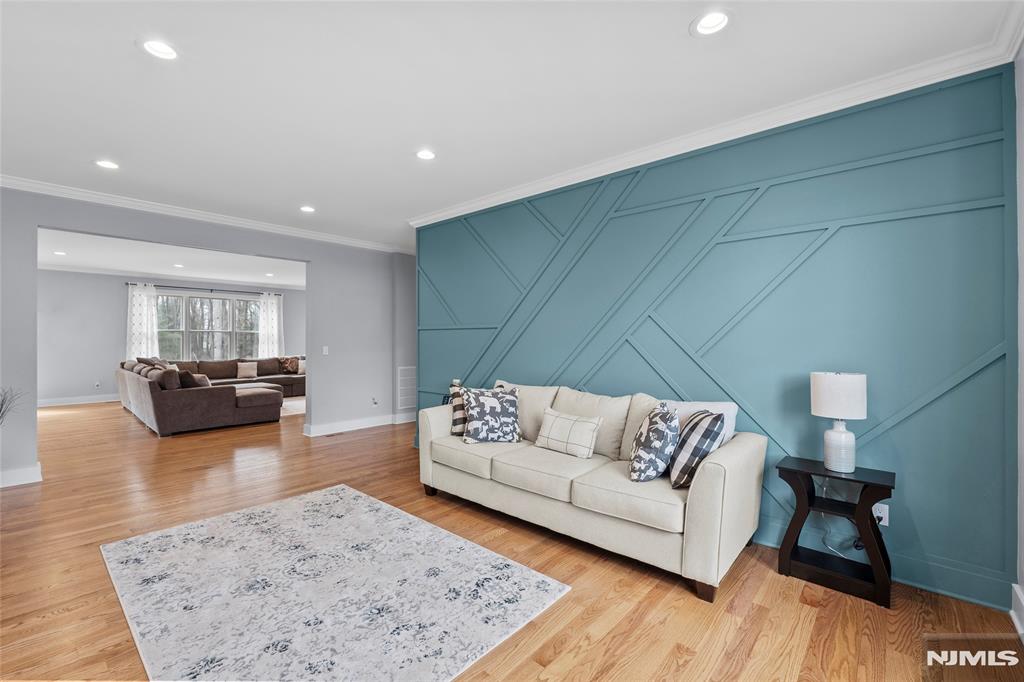 73 Heritage Drive