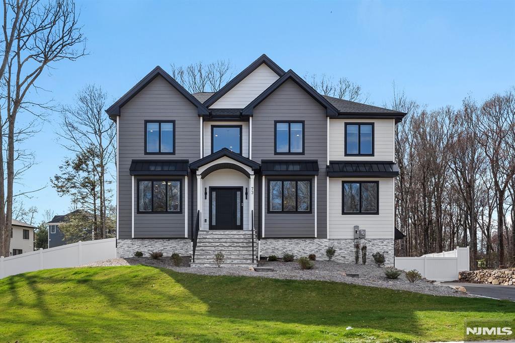 73 Heritage Drive