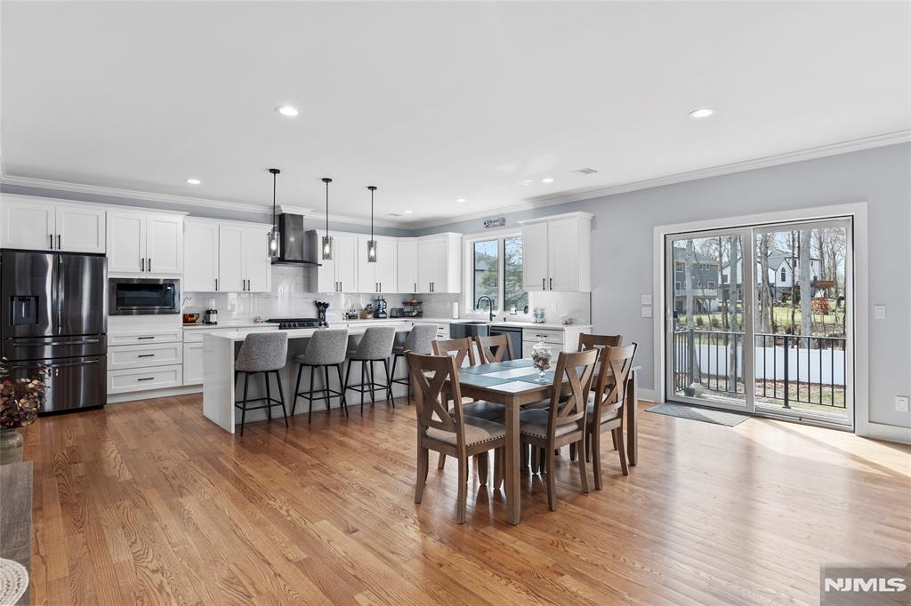 73 Heritage Drive