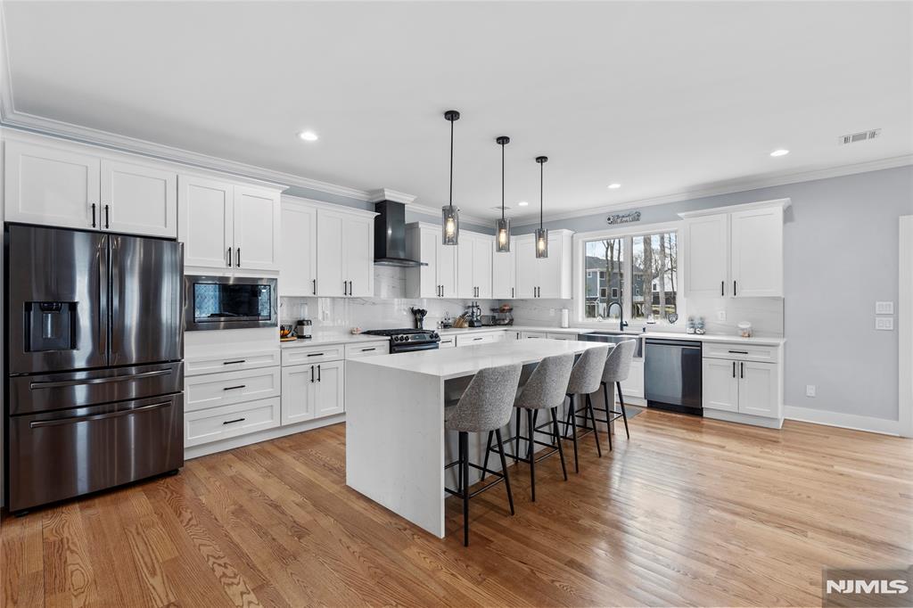 73 Heritage Drive