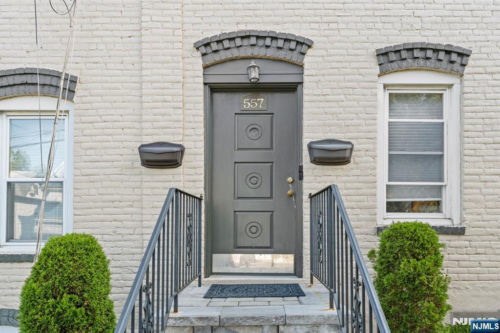 557 Broad Street 2