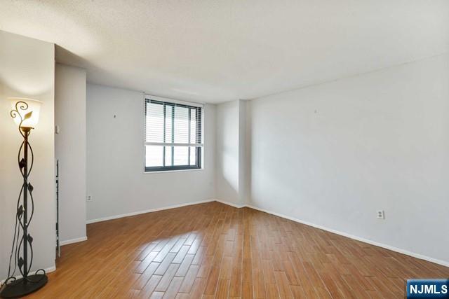 704 Harmon Cove Tower