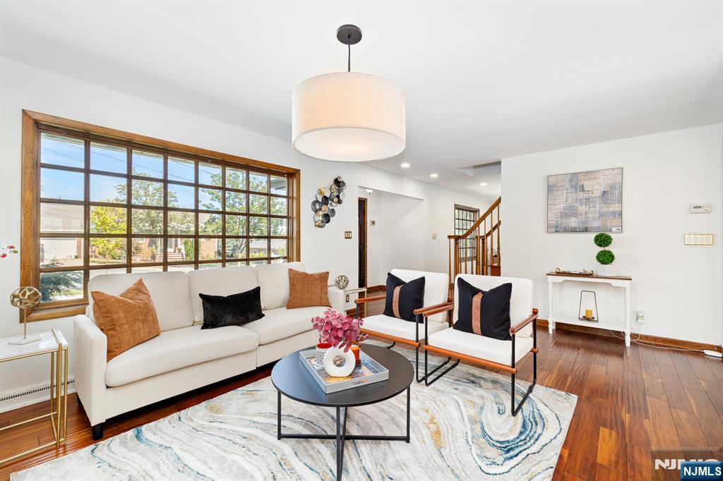 4 Gail Place