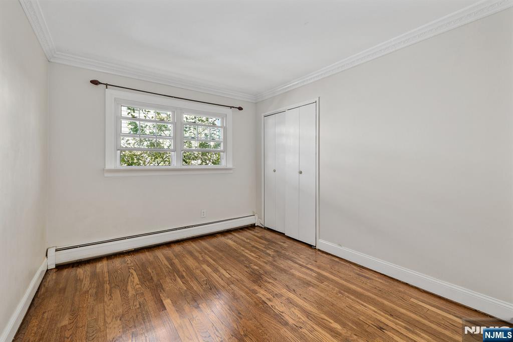22 Acorn Road