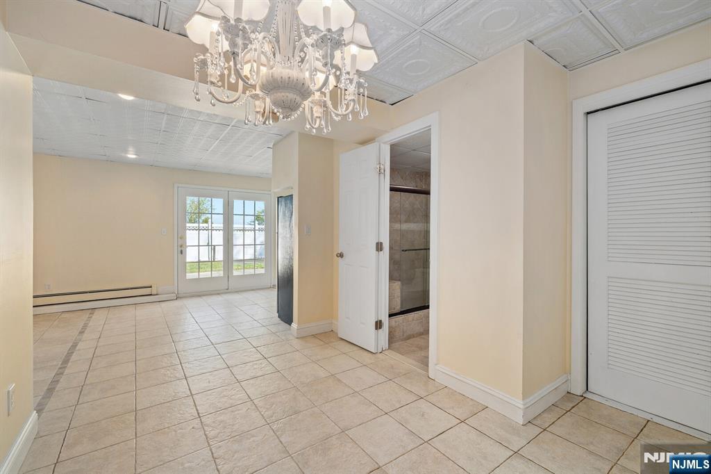22 Acorn Road