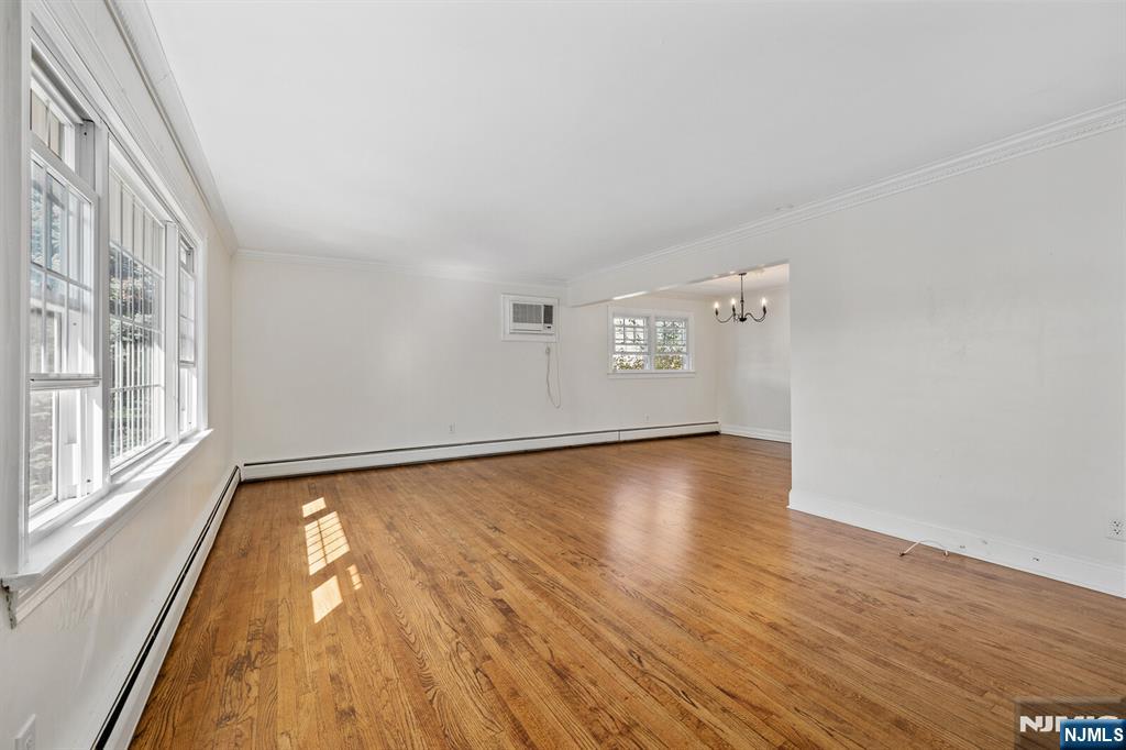 22 Acorn Road