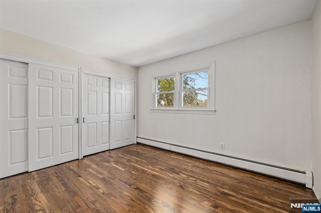 22 Acorn Road