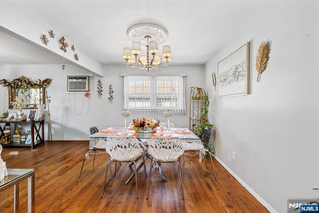 22 Acorn Road
