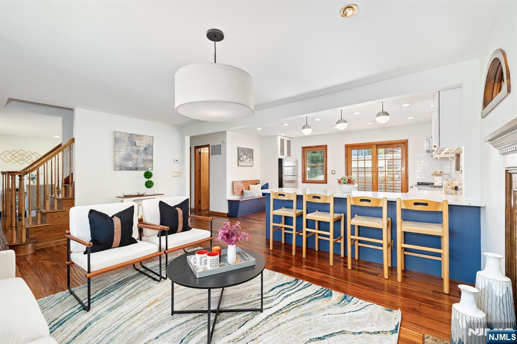 4 Gail Place
