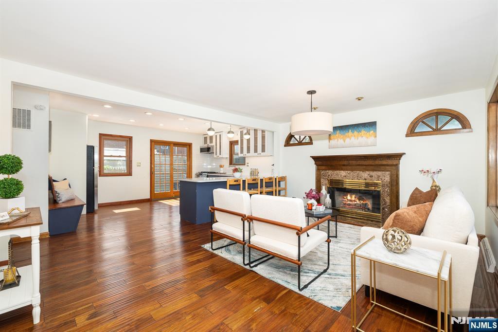 4 Gail Place