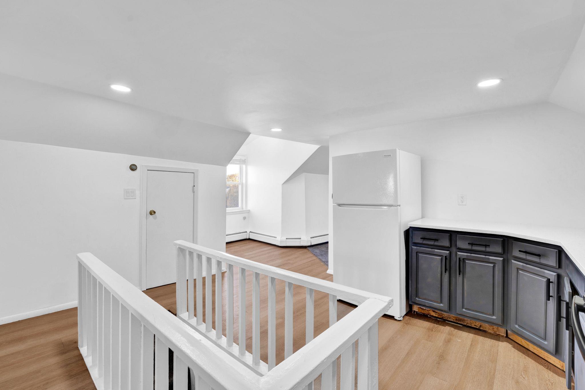 781 2ND ST