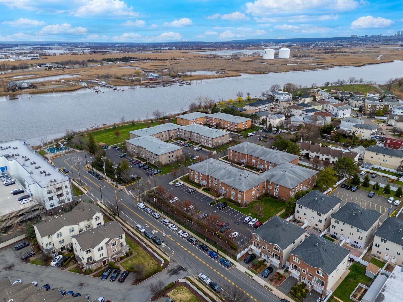 35 RIVERVIEW CT Unit: 35