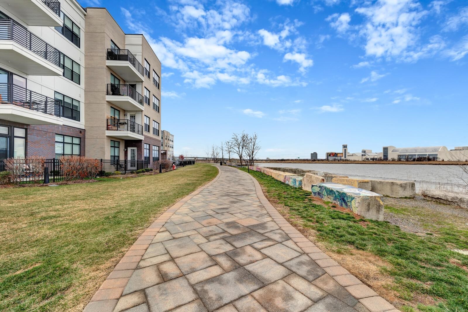 35 RIVERVIEW CT Unit: 35