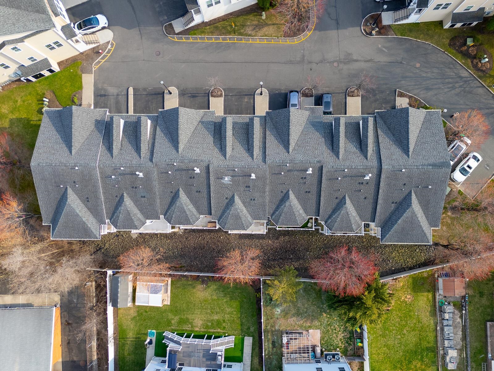 5 CREEKSIDE CT
