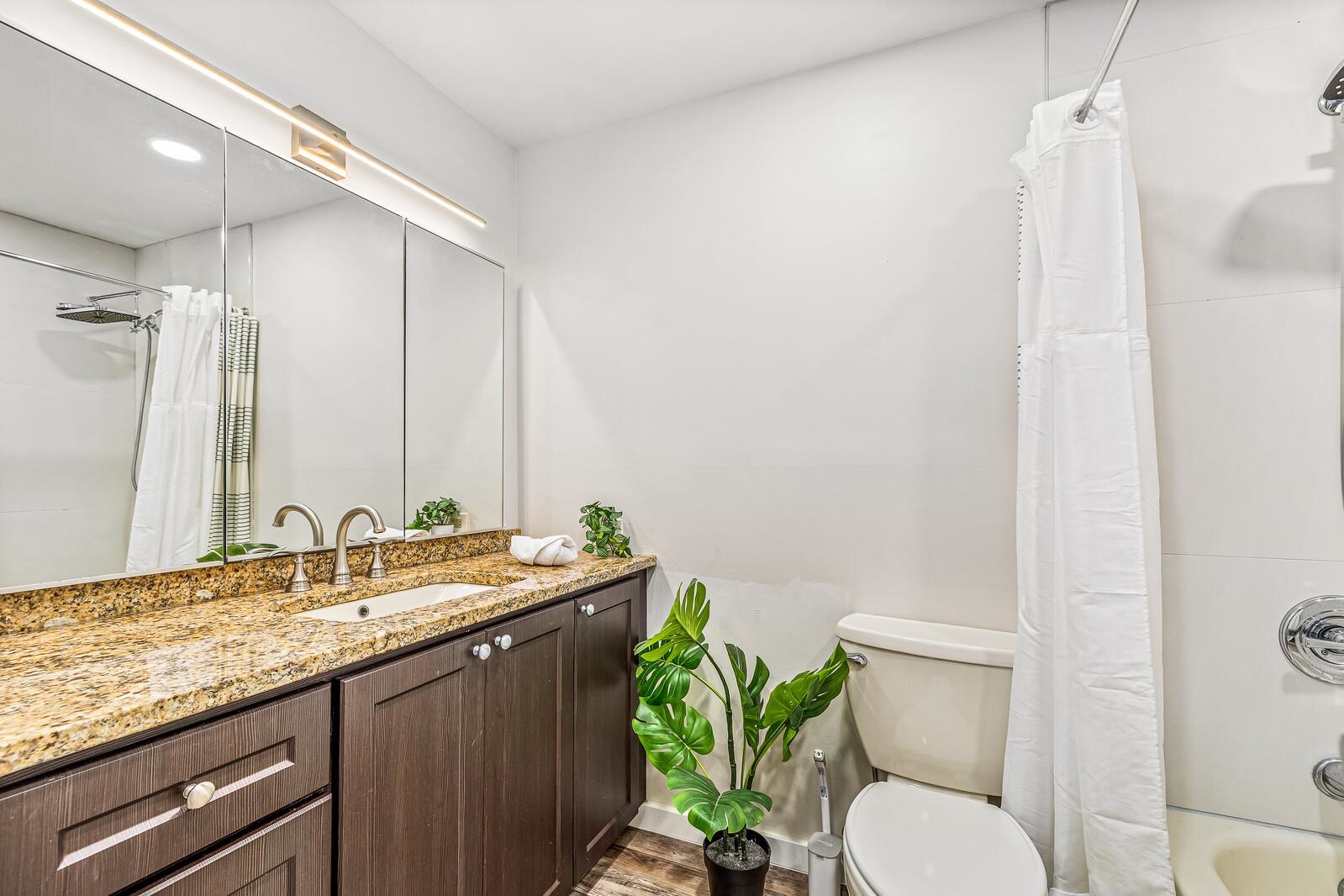 427 HARMON COVE TOWER Unit: 427