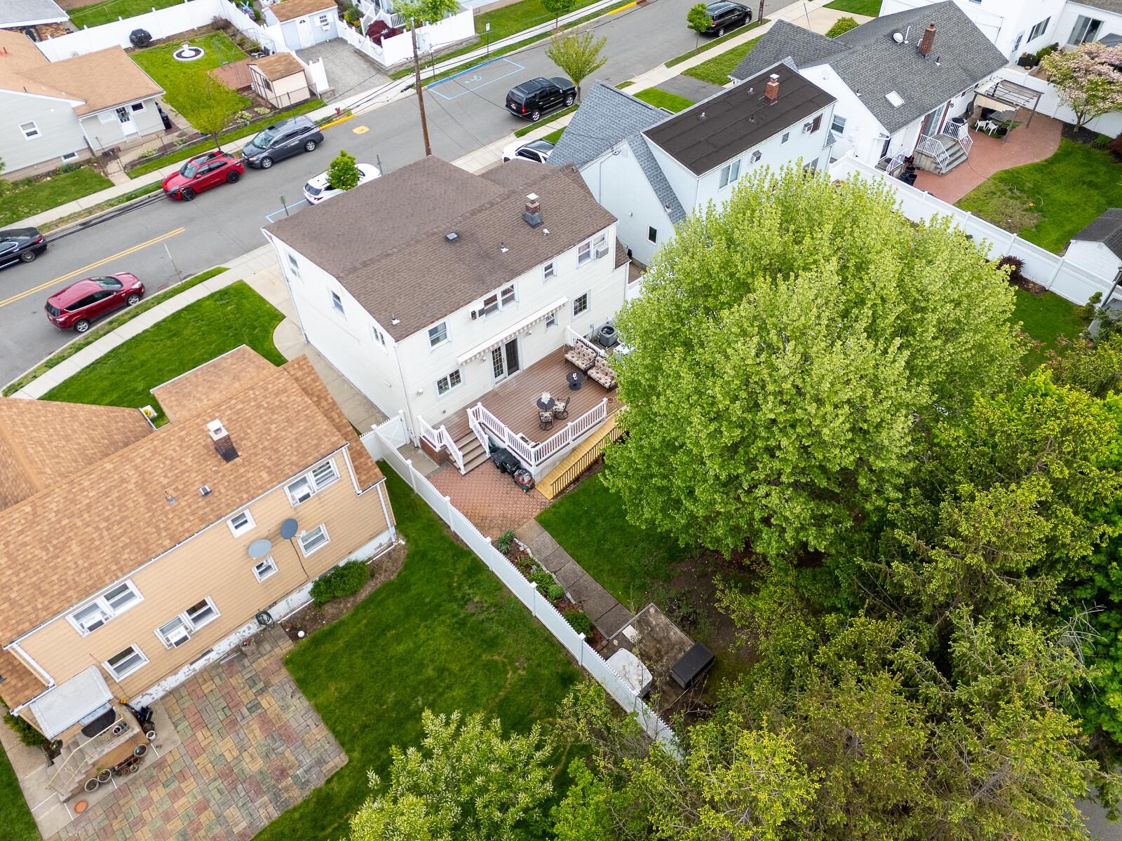 347 MANSFIELD AVE