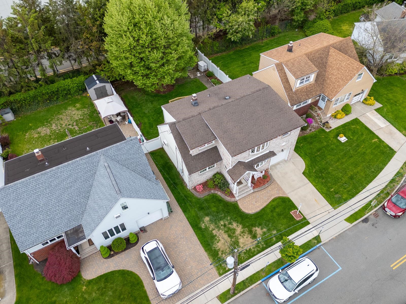 347 MANSFIELD AVE