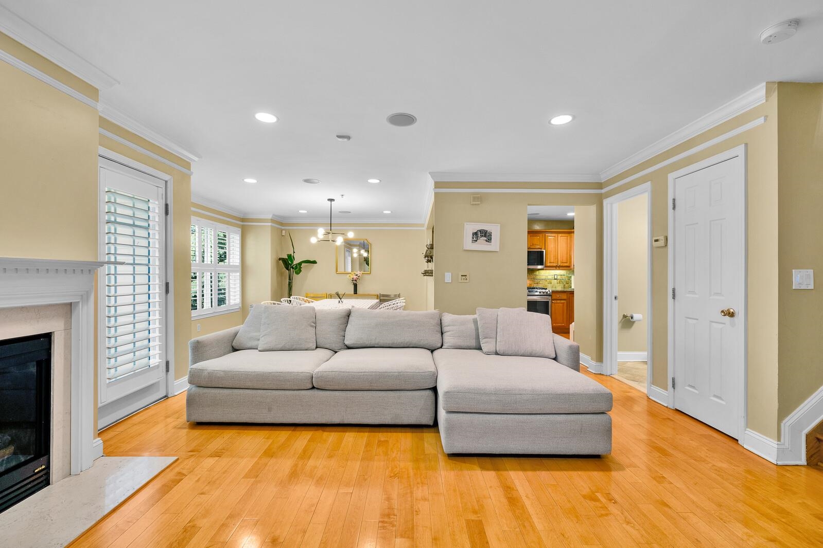 196 BLUE HERON DR Unit: 196
