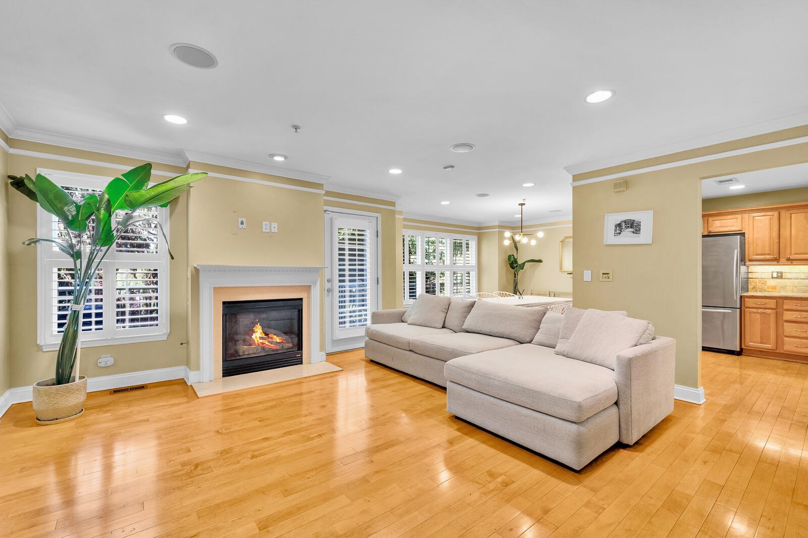 196 BLUE HERON DR Unit: 196