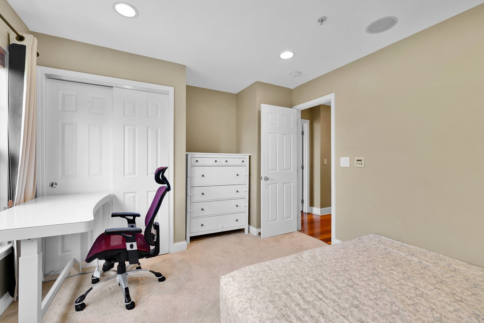 196 BLUE HERON DR Unit: 196