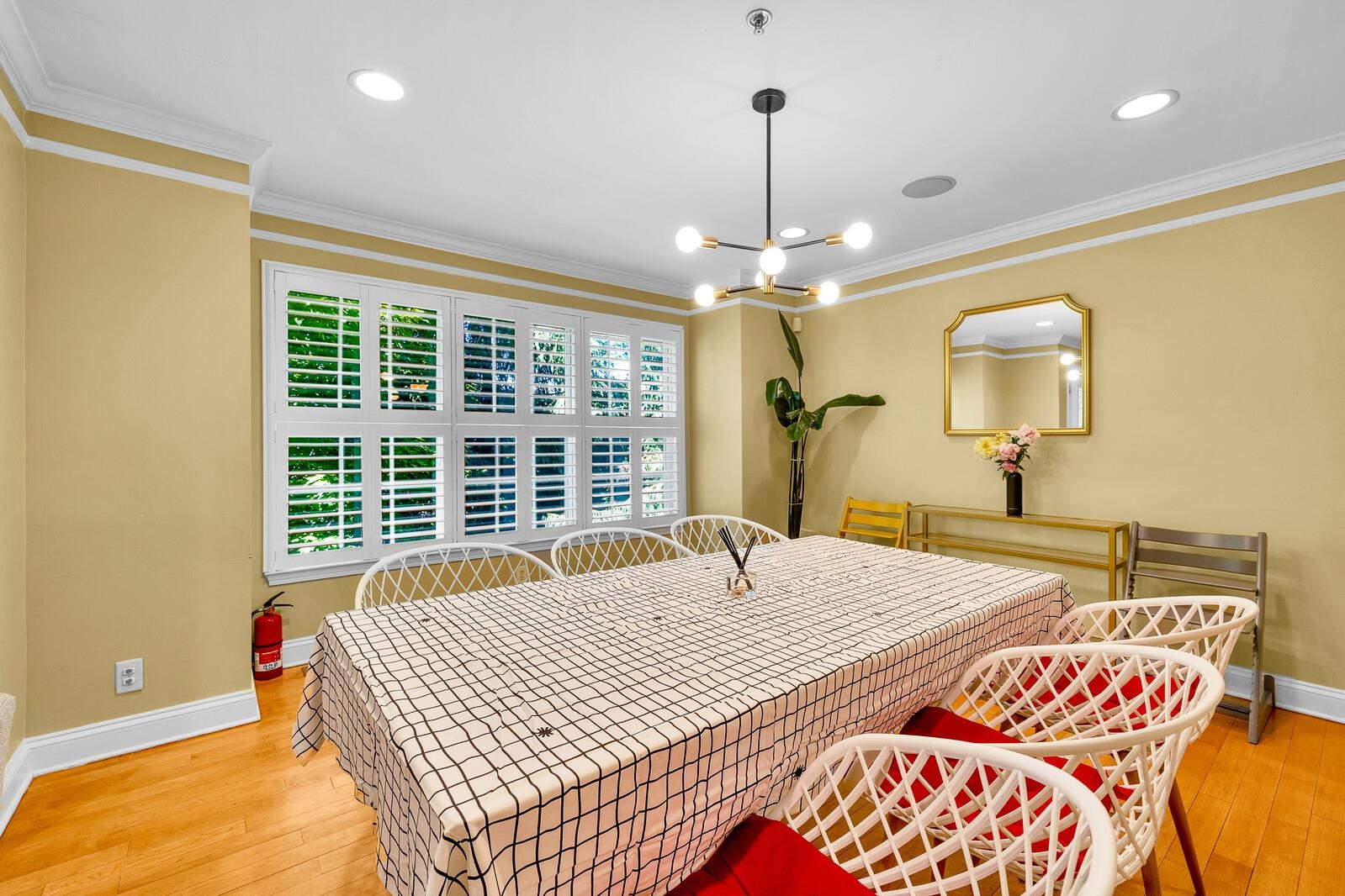 196 BLUE HERON DR Unit: 196