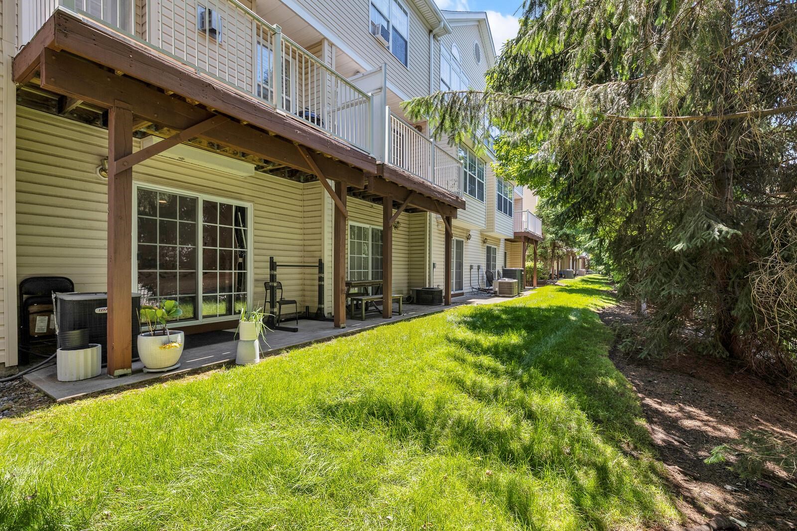 196 BLUE HERON DR Unit: 196