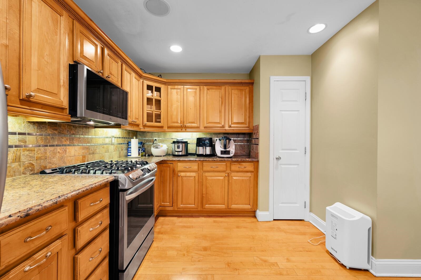 196 BLUE HERON DR Unit: 196