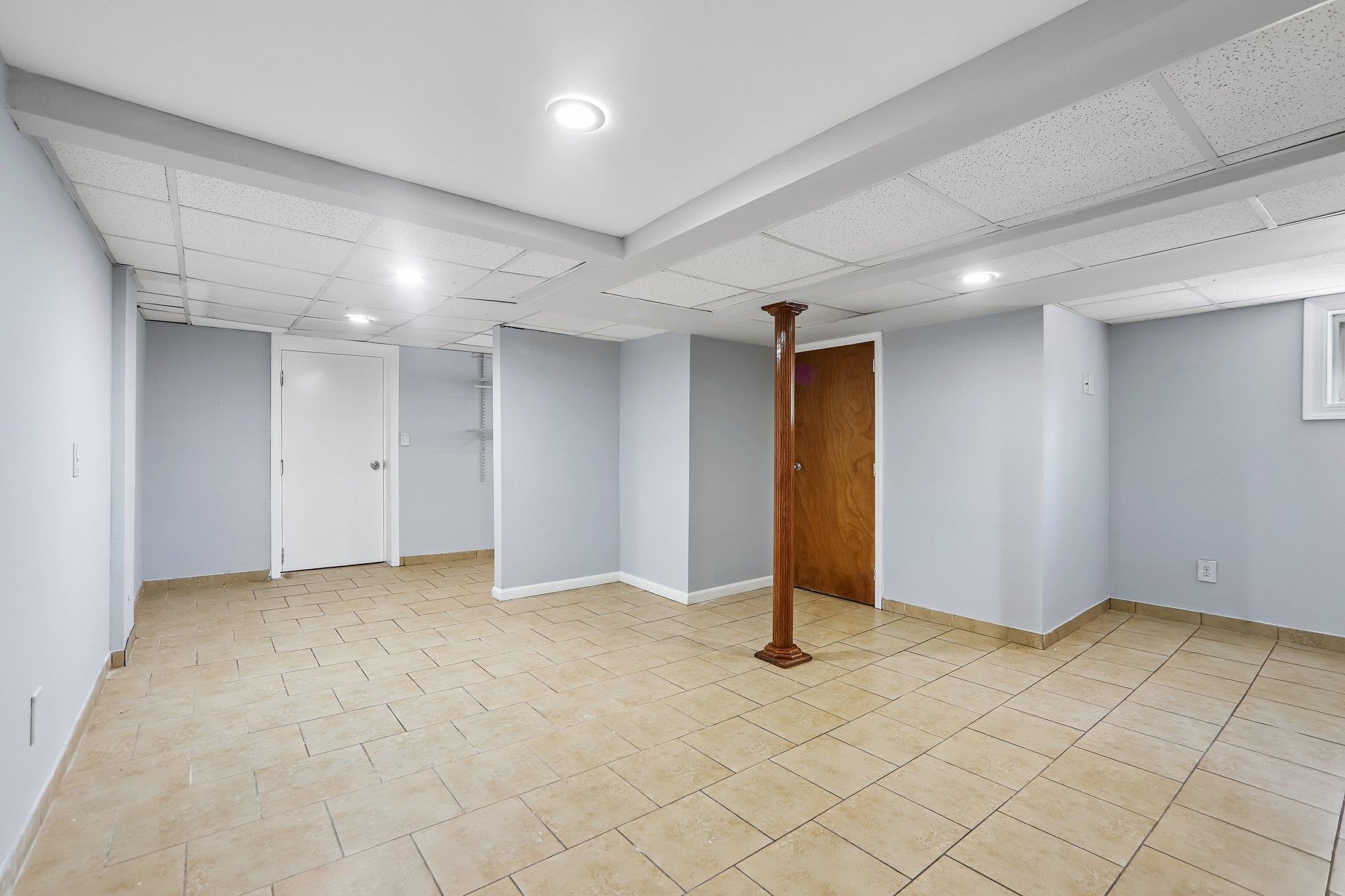 310 CENTRE AVE