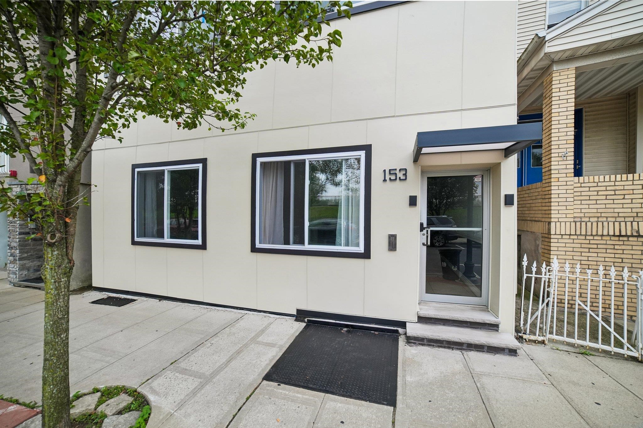 153 20TH ST Unit: 1