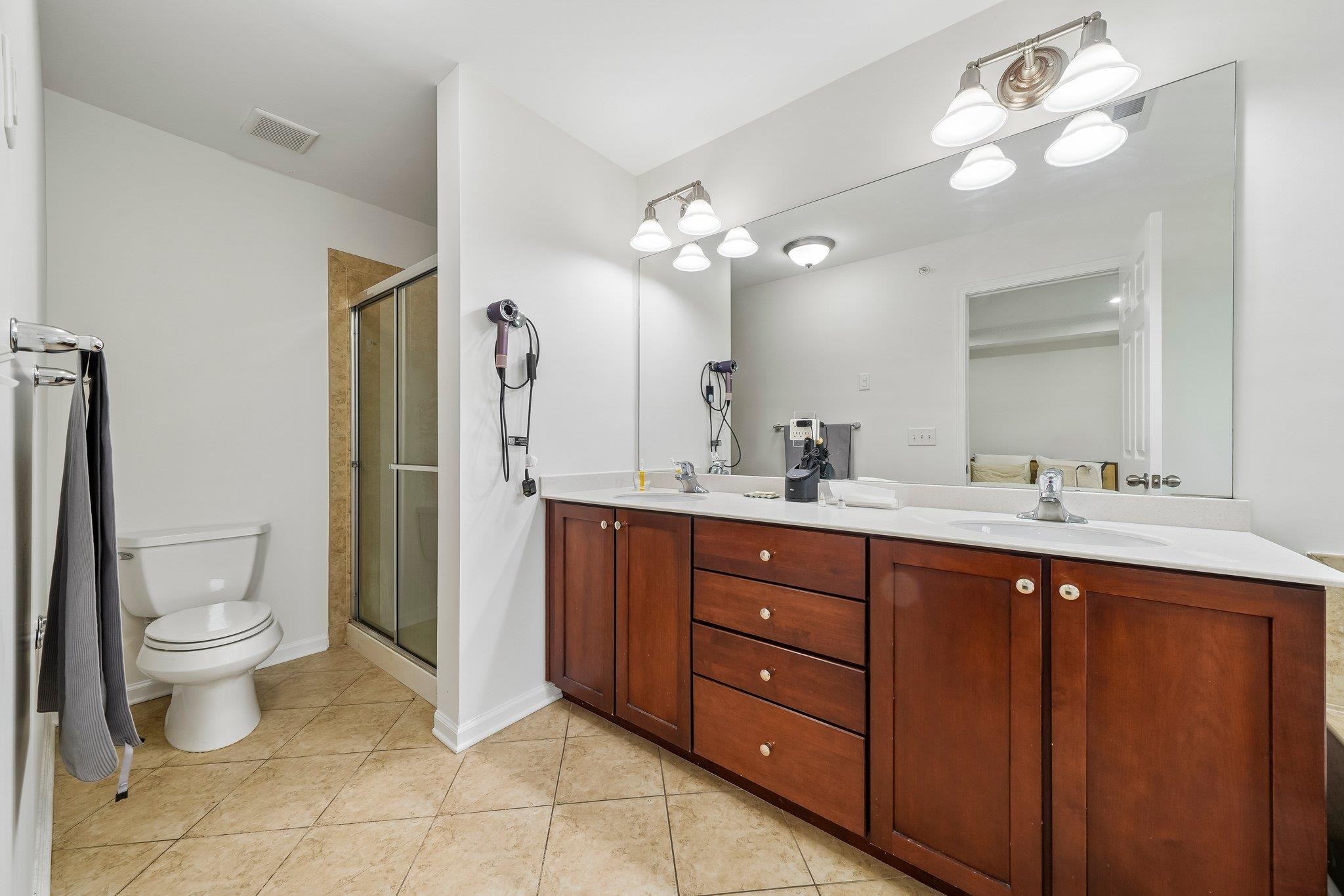 21 CREEKSIDE CT