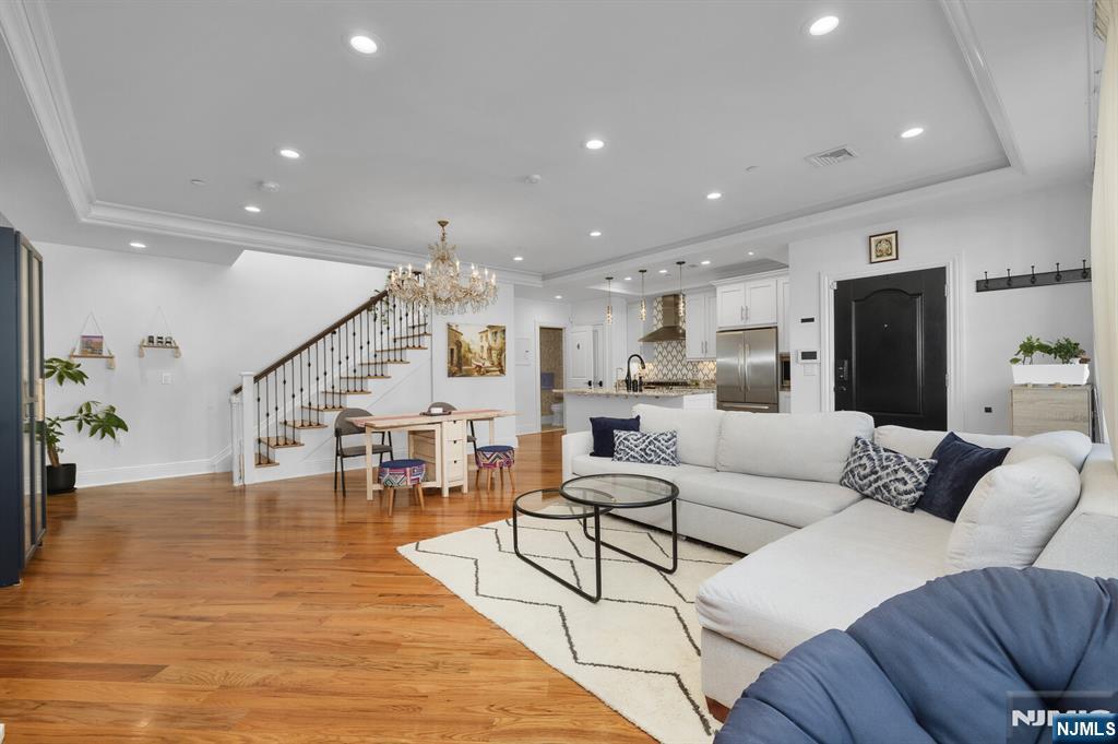 44 Marquis Court 44