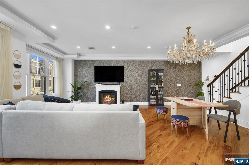 44 Marquis Court 44