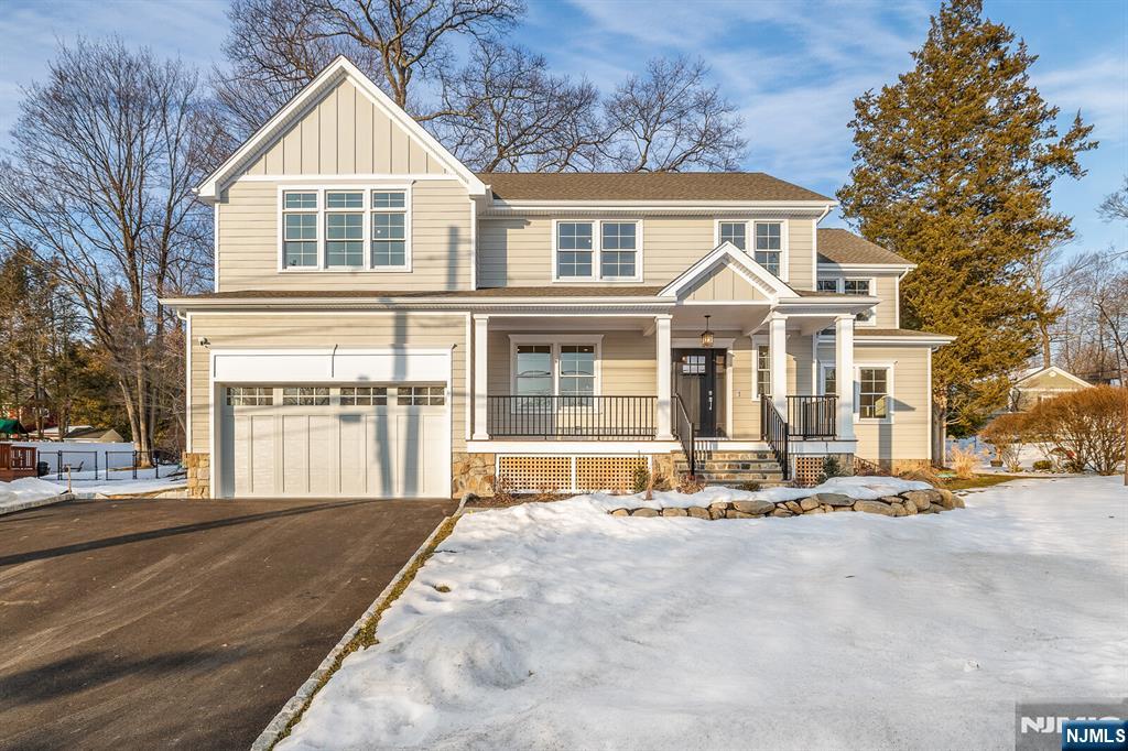 62 Colony Avenue