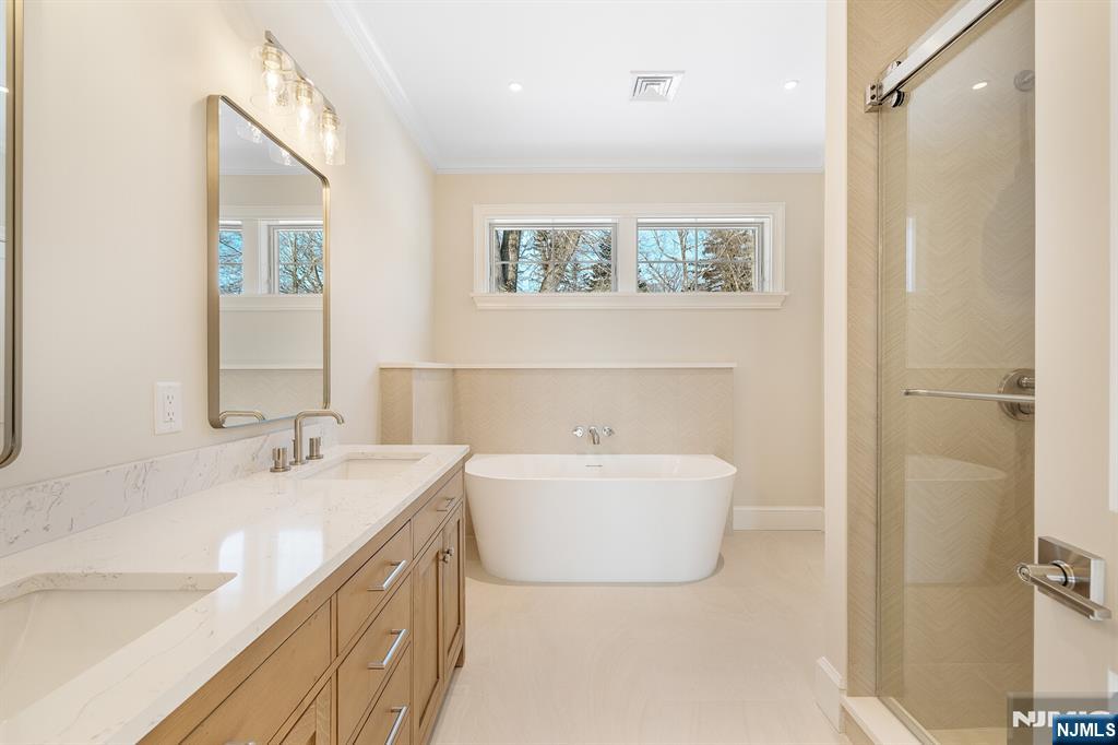 62 Colony Avenue