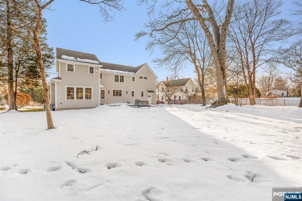 62 Colony Avenue