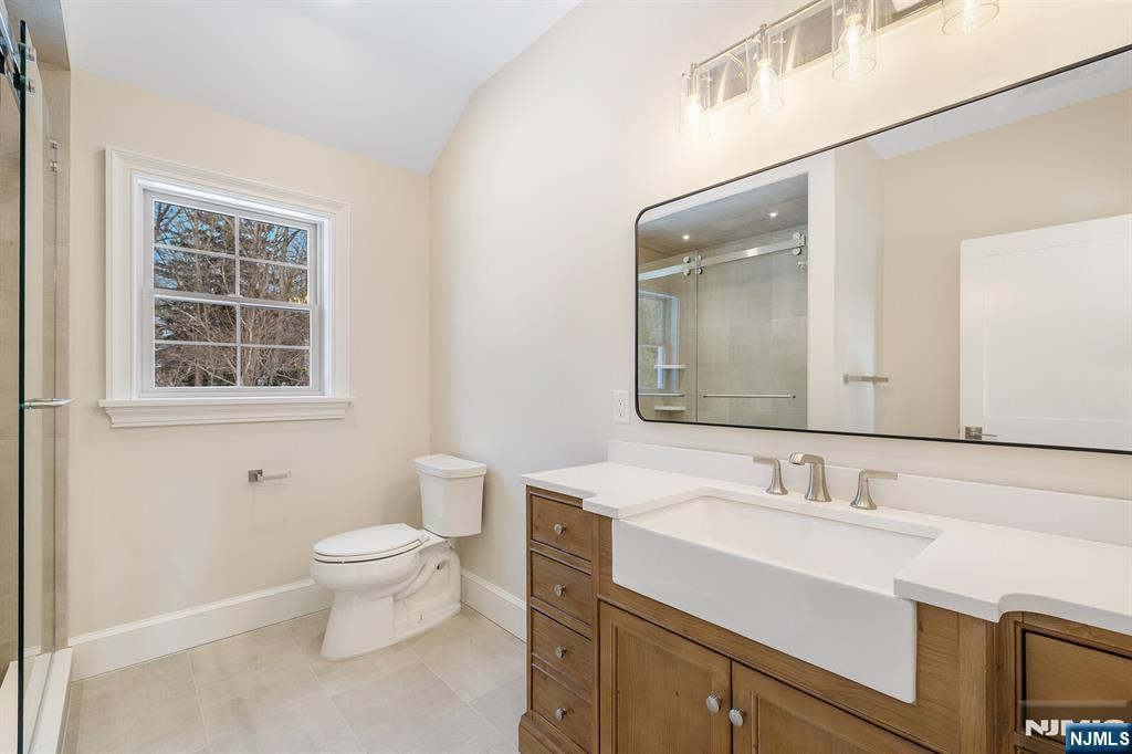 62 Colony Avenue