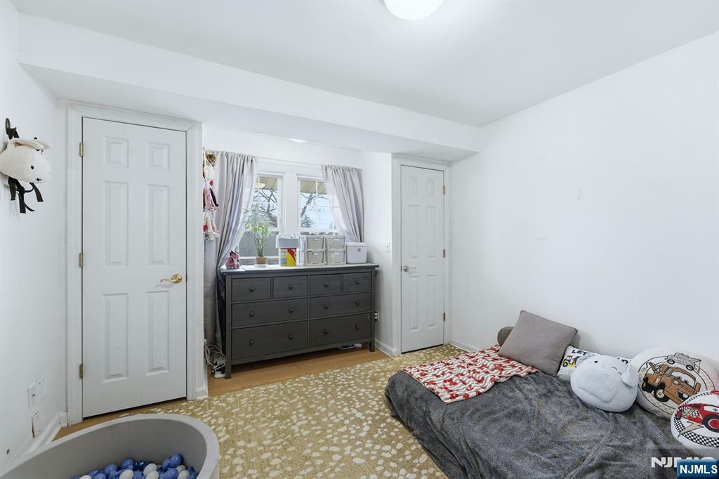 11 Thiem Avenue