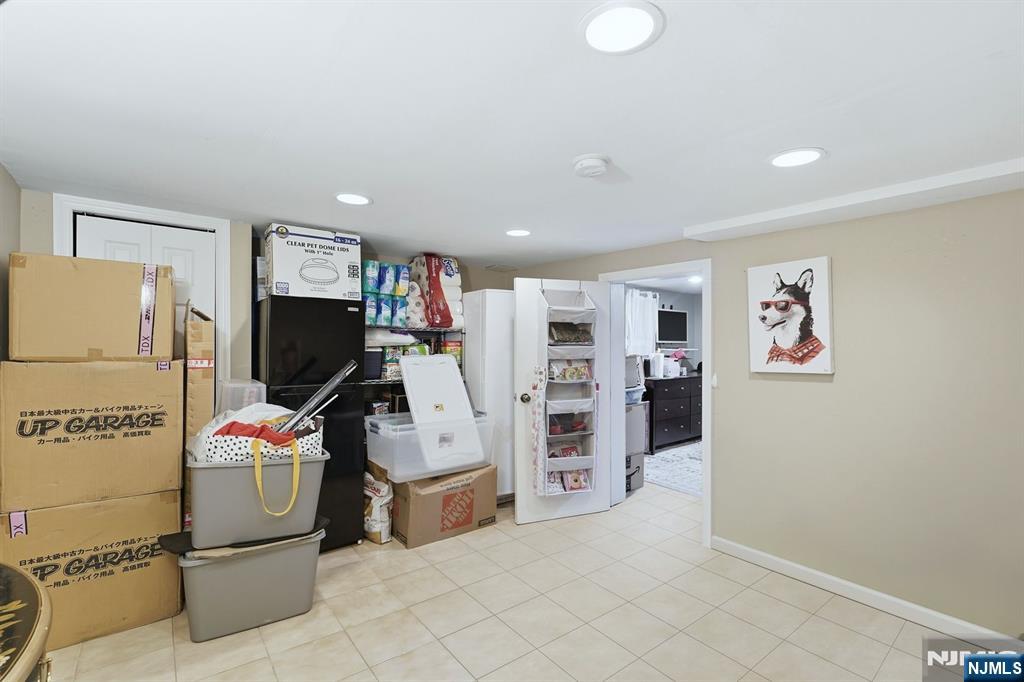 11 Thiem Avenue