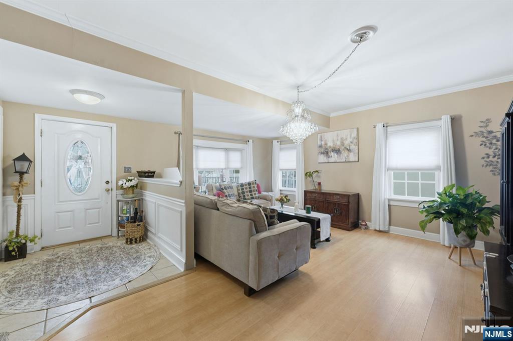 11 Thiem Avenue